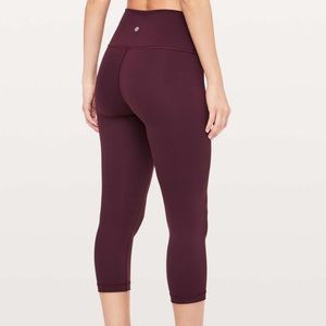 Lululemon Wunder Under Crop 21” Maroon